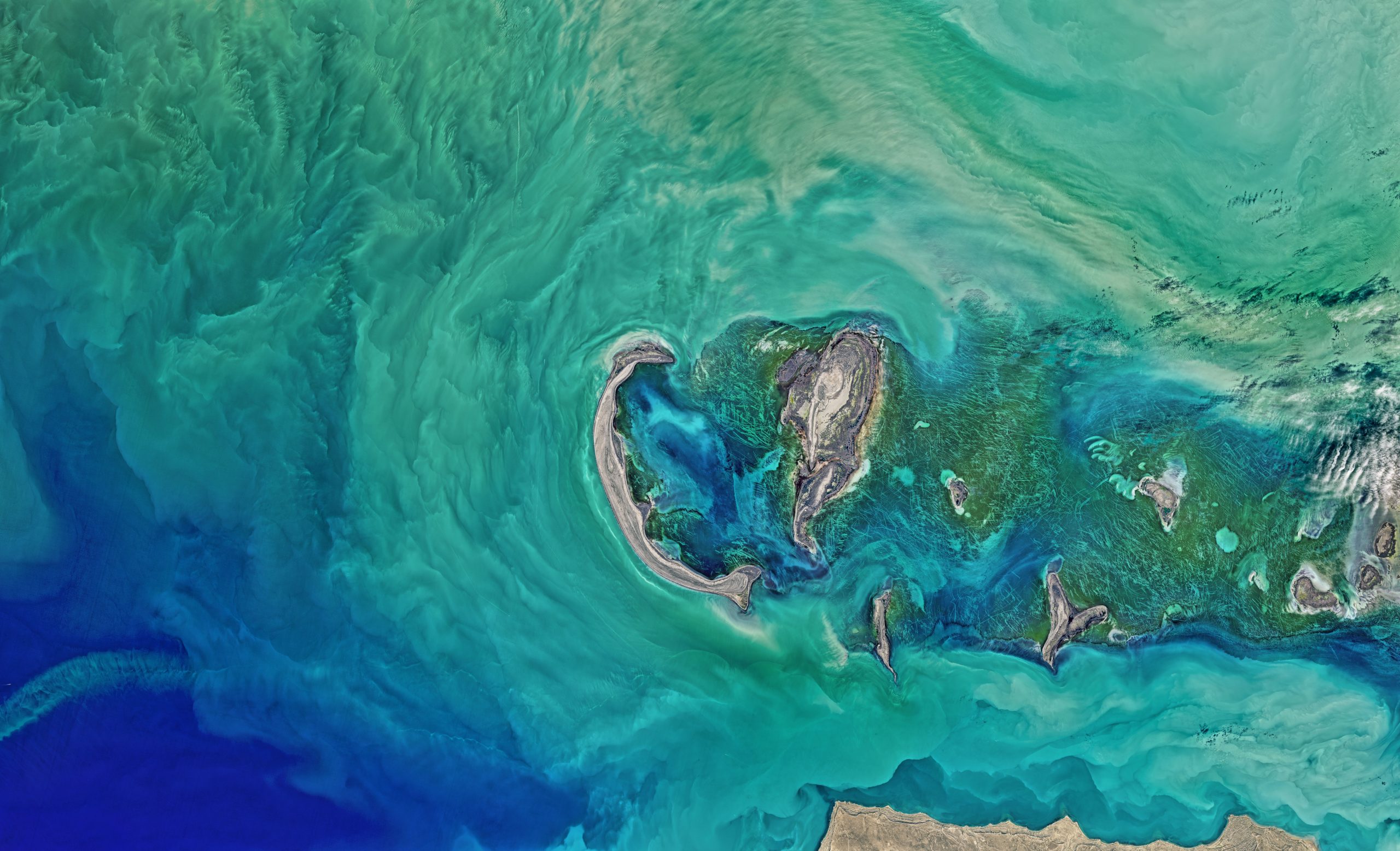 Caspian sea - photo courtesy of nasa